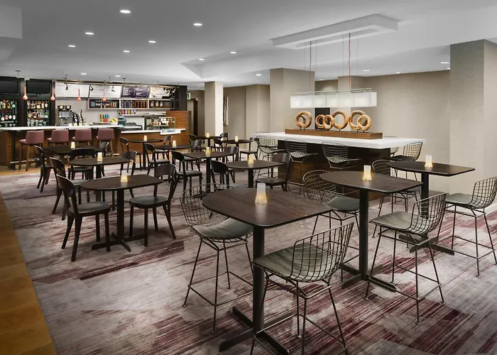 Courtyard By Marriott Dallas Lewisville