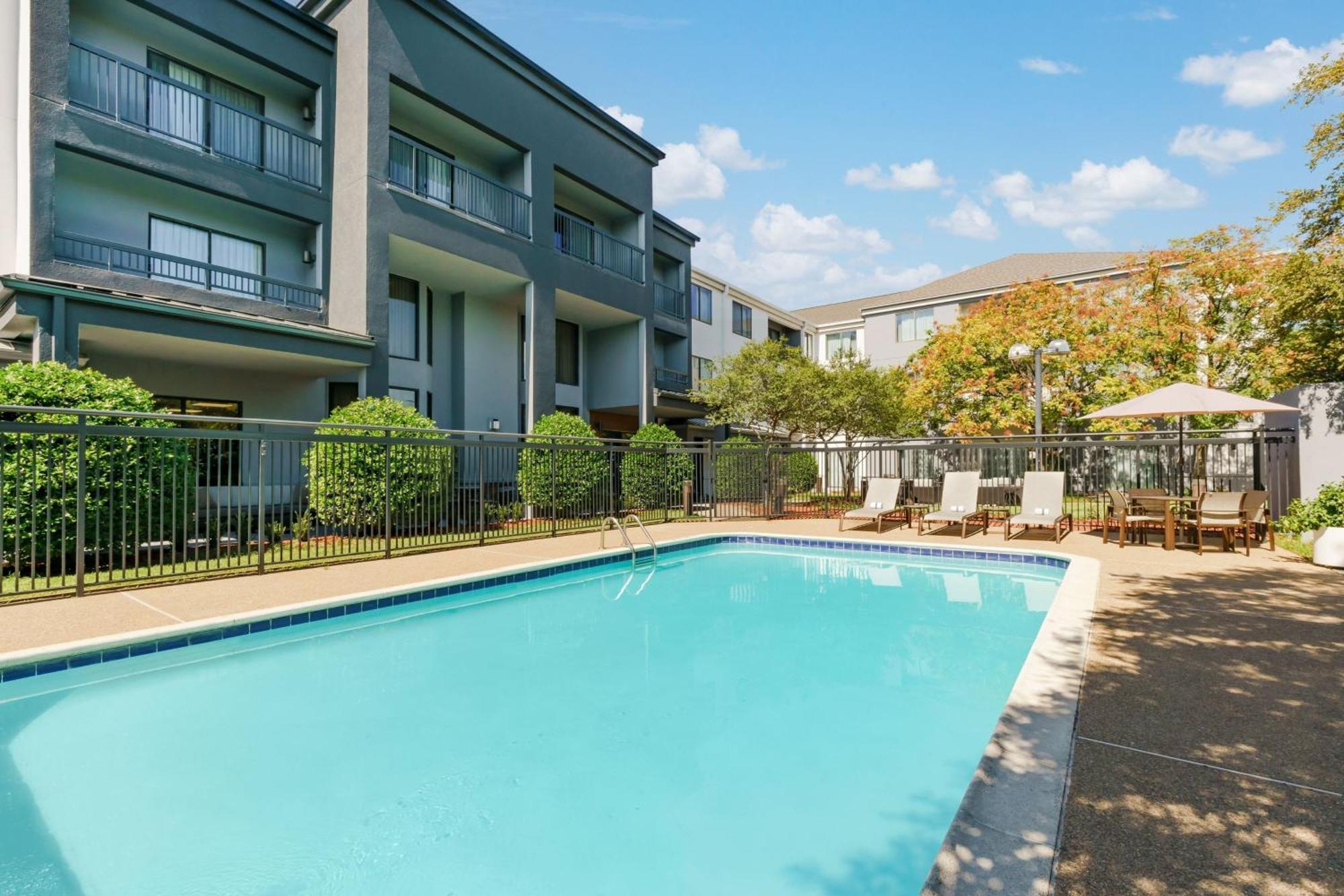 Courtyard By Marriott Dallas 3* Lewisville