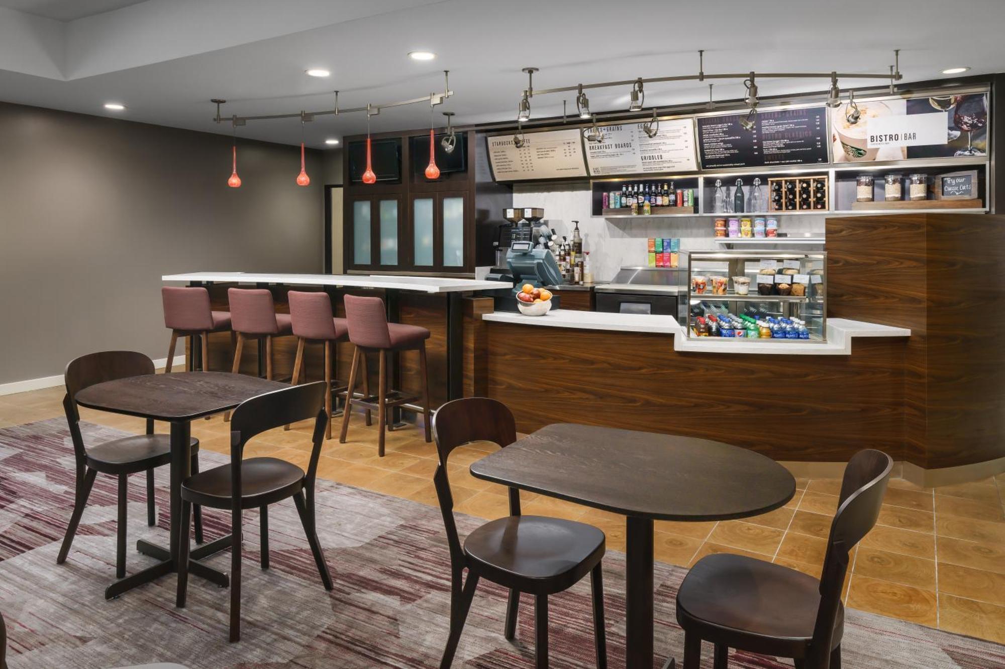 Courtyard By Marriott Dallas Lewisville